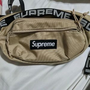 Supreme SS18 Fanny pack